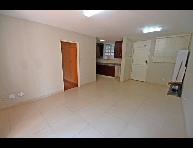 1 BEDROOM APARTMENT RENTED IN BEREA WEST